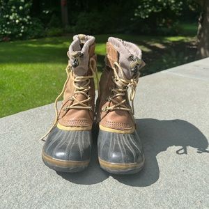 Sorel Brown and Black Ankle Boots